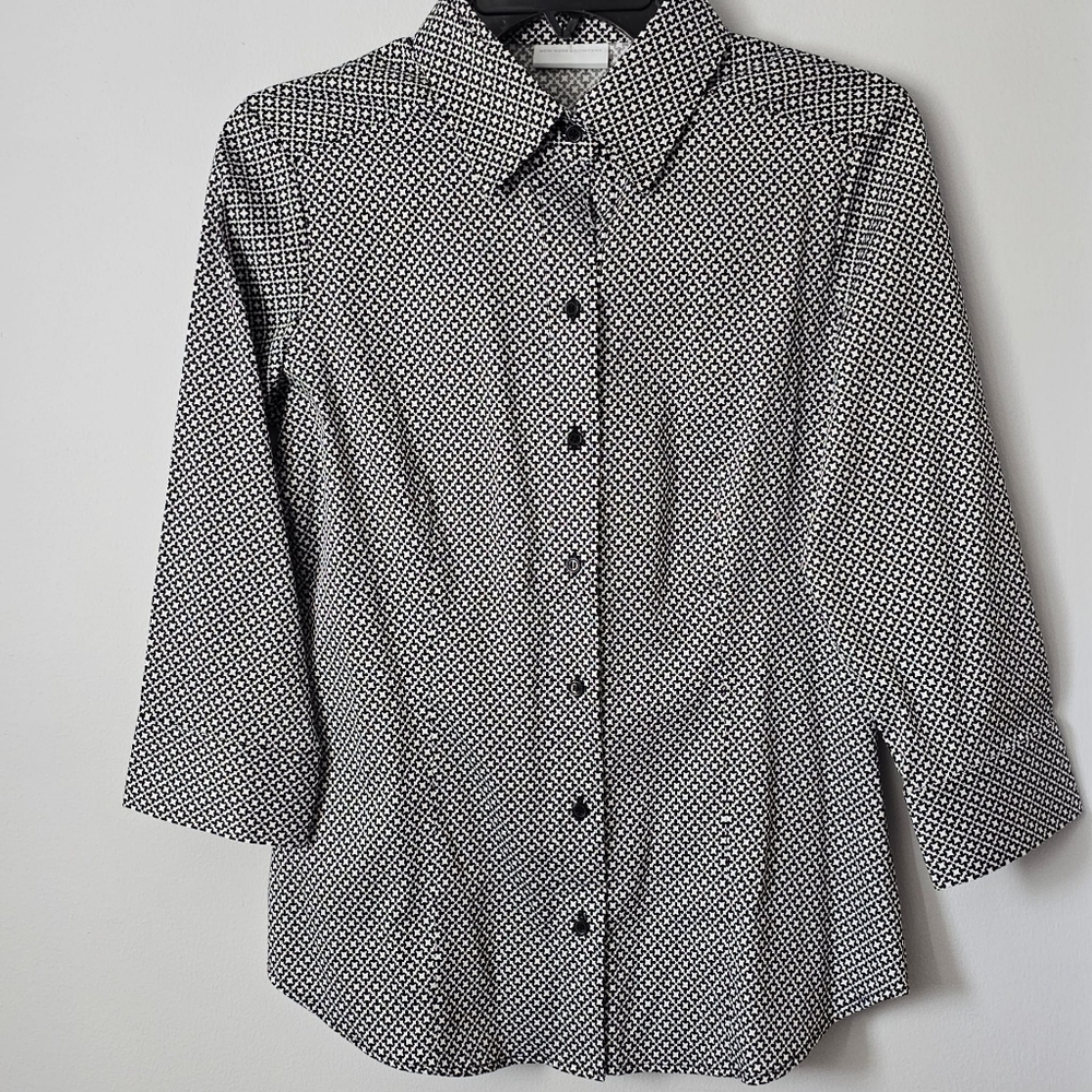 New York & Co Patterned Button Down Shirt